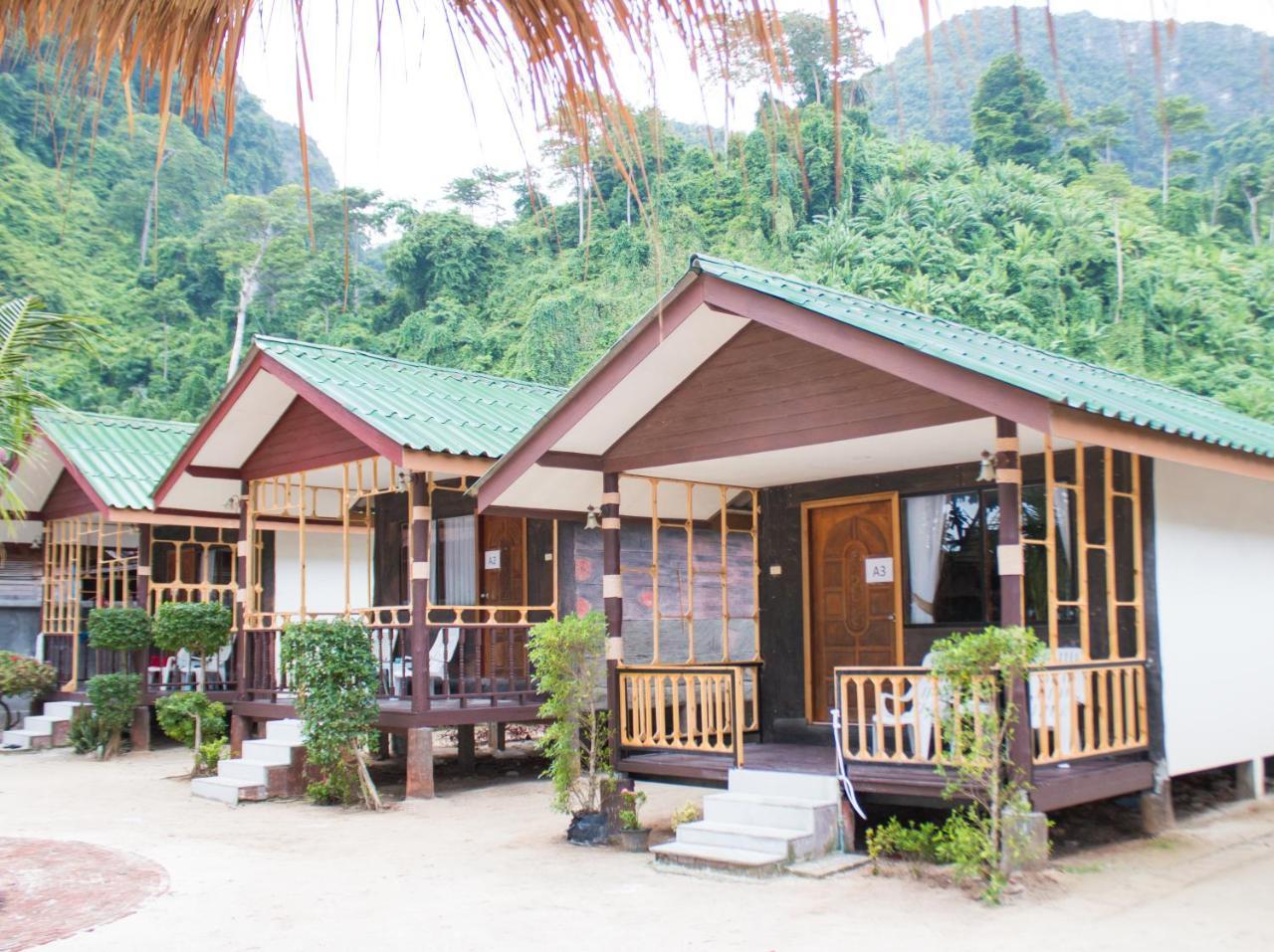 Phi Phi Nice Beach Resort Ngoại thất bức ảnh