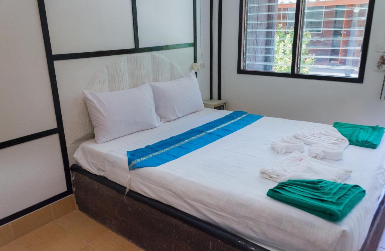 Phi Phi Nice Beach Resort Ngoại thất bức ảnh